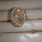 Swarovski goudkleurige verschuifbare ring mt 58-60, Gebruikt, Met strass, IJzer of Staal, Ophalen of Verzenden