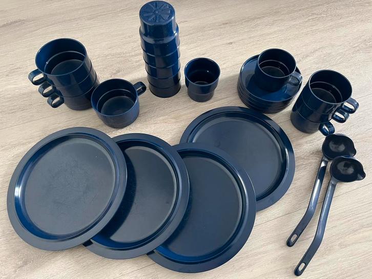 Mepal servies donkerblauw, Caravans en Kamperen, Kampeeraccessoires, Gebruikt, Ophalen of Verzenden