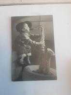 KINDJE SPEELT SAXOFOON, Ophalen of Verzenden, 1980 tot heden