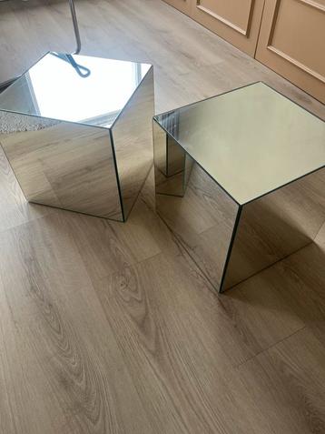 2 Spiegel Bijzettafeltjes 30x30 / Mirror Side Table 30x30 beschikbaar voor biedingen