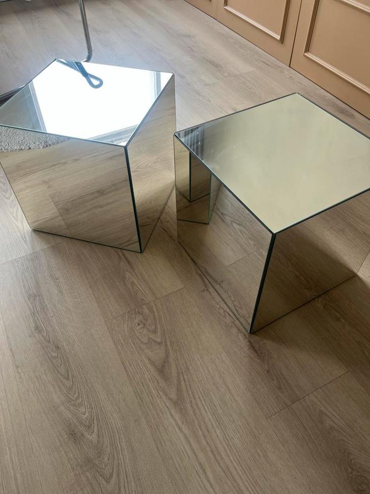 2 Spiegel Bijzettafeltjes 30x30 / Mirror Side Table 30x30, Huis en Inrichting, Tafels | Bijzettafels, Zo goed als nieuw, Vierkant