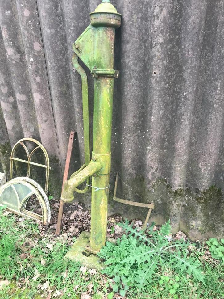 Antieke Gietijzeren Waterpomp, Tuin en Terras, Waterpompen, Gebruikt, Handmatig, Overige typen, Ophalen of Verzenden