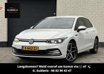 Volkswagen Golf 1.5 eTSI Style IQ Light | Camera | Massage |, 4 cilinders, 150 pk, Alcantara, Wit