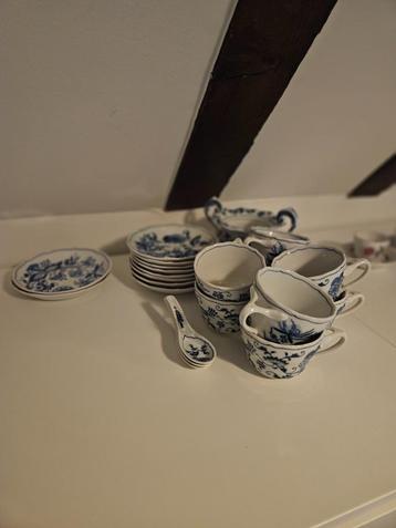 Blue danube Japans servies beschikbaar voor biedingen