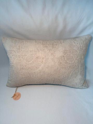 Ralph Lauren sierkussen beschikbaar voor biedingen