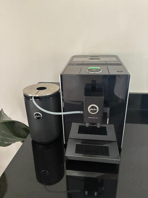 [Gereviseerd] Jura Impressa A5, Witgoed en Apparatuur, Koffiezetapparaten, Zo goed als nieuw, Gemalen koffie, Koffiebonen, Koffiemachine