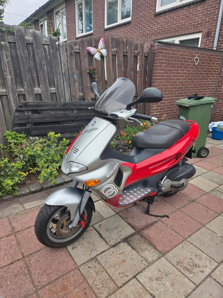 Piaggio gilera runner sp dd 180cc malossi dubbelgelagerd, Fietsen en Brommers, Scooters | Piaggio, Zo goed als nieuw, Overige modellen