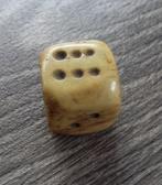 16 - 17 de eeuw Been Benen Dobbelsteen Spelen Spel Dobbelen, Antiek en Kunst, Ophalen of Verzenden