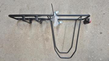 bagagedrager verlenger beschikbaar voor biedingen