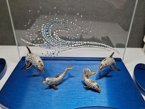 Swarovski x Oliver Weber Beeldjes Dolfijnen met standaard, Verzamelen, Swarovski, Zo goed als nieuw, Figuurtje, Ophalen