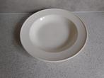 Diep Bord 24,5 cm. Creme Royal Sphinx Maastricht, Antiek en Kunst, Ophalen of Verzenden
