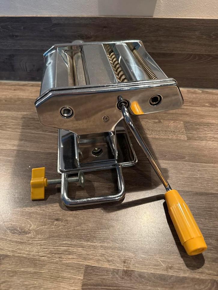 Jamie Oliver Pastamachine - Perfecte Pasta!, Huis en Inrichting, Keuken | Keukenbenodigdheden, Zo goed als nieuw, Ophalen of Verzenden