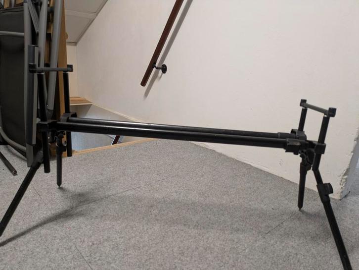 Rodpod voor 2 hengels - Stevig en verstelbaar, Watersport en Boten, Hengelsport | Algemeen, Gebruikt, Overige typen, Ophalen of Verzenden