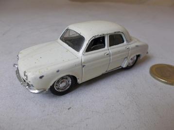 Vintage Solido (France) RENAULT DAUPHINE. beschikbaar voor biedingen
