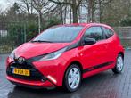 Toyota Aygo 1.0 VVT-i x-play/Airco/P.camera/NAP/BT audio, Voorwielaandrijving, Euro 5, Start-stop-systeem, Gebruikt