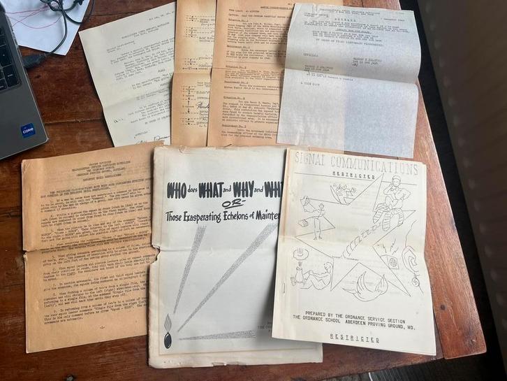 WO2 Amerikaans voorschriften Radio Postduif Signal Comm, Verzamelen, Militaria | Tweede Wereldoorlog, Landmacht, Boek of Tijdschrift