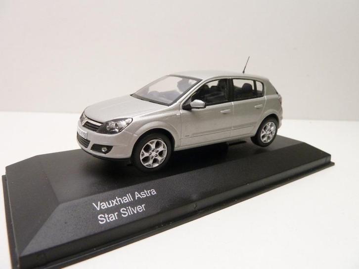 Vauxhall Astra  ''  Vanguards '', Hobby en Vrije tijd, Modelauto's | 1:43, Zo goed als nieuw, Auto, Vanguards, Ophalen of Verzenden
