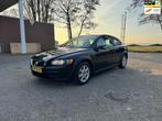 Volvo C30 1.6 Momentum|CC|CLIMA, Voorwielaandrijving, 1596 cc, Gebruikt, 4 cilinders