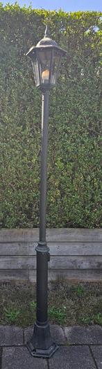 Donker groene staande lantaarnpaal, hoogte 210 cm, Tuin en Terras, Ophalen, Gebruikt, Staande lamp, Netvoeding