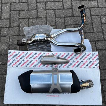 BMW R1250GS volledig uitlaatsysteem/ uitlaat 3000km oud beschikbaar voor biedingen
