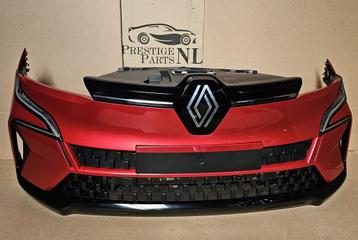 Voorbumper Renault MEGANE 5 V E-TECH COMPLEET bj.2022-2026 beschikbaar voor biedingen