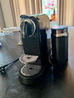 Nespresso De'Longhi (slecht werkend), Witgoed en Apparatuur, Koffiezetapparaten, Ophalen, Zo goed als nieuw, Koffiemachine, Koffiepads en cups