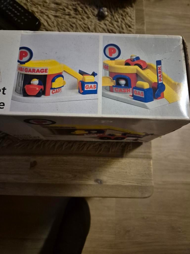 Ambi Toys Pocket Garage - Zo goed als nieuw!, Kinderen en Baby's, Ophalen of Verzenden, Zo goed als nieuw, Jongen of Meisje