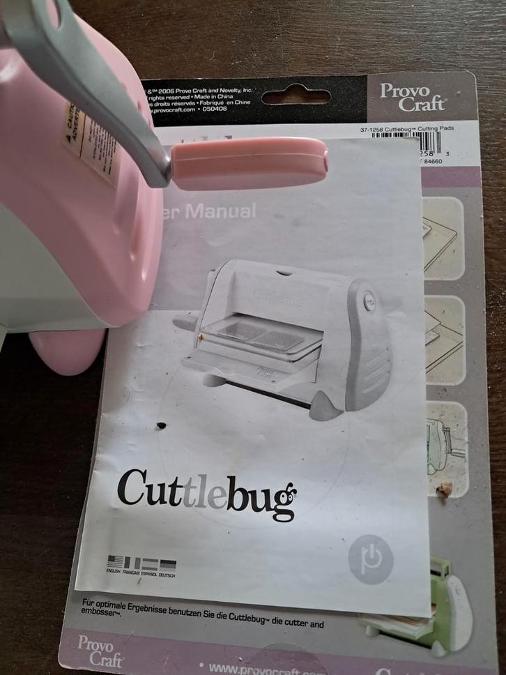 Cuttlebug Snijmachine en nog veeel meer, Hobby en Vrije tijd, Scrapbooking, Gebruikt, Slicemachine of Snijmachine, Cuttlebug, Ophalen of Verzenden