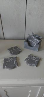 Onderzetters grijs hout in vorm van uiltjes uilen uil  owl, Huis en Inrichting, Ophalen of Verzenden, Nieuw, Glas of Kopje