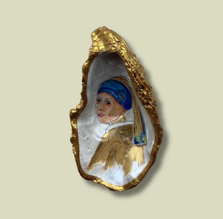 Oester met 'Meisje met de parel' - handbeschilderd, Antiek en Kunst, Kunst | Overige Kunst, Ophalen of Verzenden