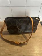 Louis Vuitton Trotteur, Ophalen of Verzenden, Zo goed als nieuw, Bruin, Handtas