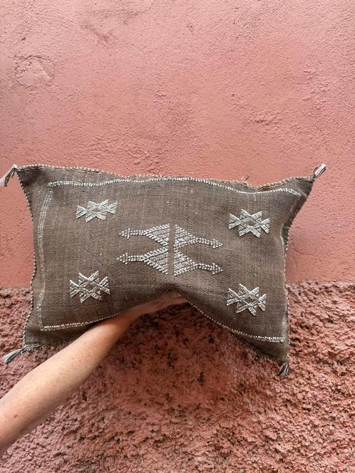Kussenhoes bruin Marokko, Huis en Inrichting, Woonaccessoires | Kussens, Nieuw, Bruin, Rechthoekig, Ophalen of Verzenden