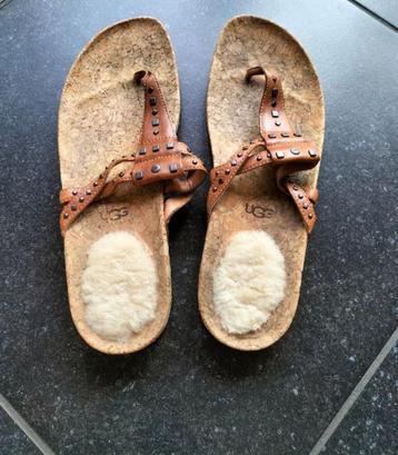 ugg  nwe slippers 1 x aangehad niet mijn ding leer kurk wol  beschikbaar voor biedingen