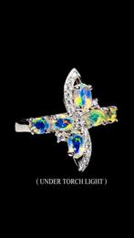 Zilveren ring maat 18 mm met Ethiopische vuur opaal, 18 tot 19, Verzenden, Nieuw, Met edelsteen