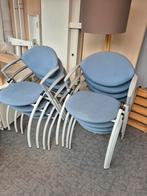 Blauwe stoelen, stapelbaar, Huis en Inrichting, Stoelen, Ophalen, Gebruikt, Blauw, Vijf, Zes of meer stoelen