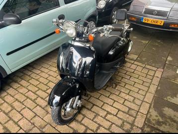 FOSTI Retro scooter  beschikbaar voor biedingen