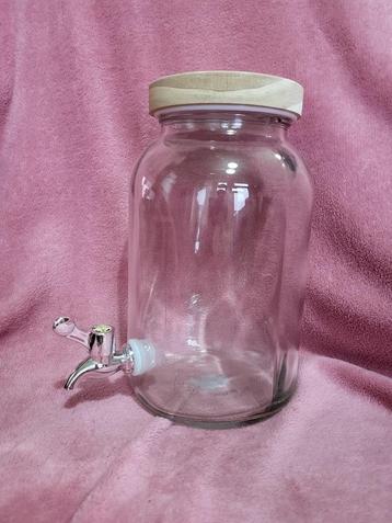 Drankdispenser met kraantje beschikbaar voor biedingen