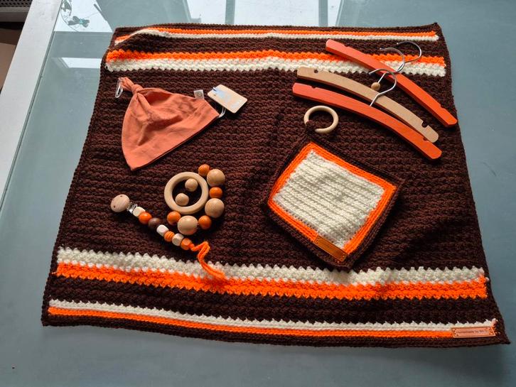 Zelfgehaakte Babydekentje Set '70, Kinderen en Baby's, Dekens, Slaapzakjes en Inbakerproducten, Nieuw, Ophalen of Verzenden