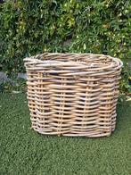 Grote Rotan Mand - 62x67x53cm, Huis en Inrichting, Ophalen, Mand, Zo goed als nieuw, Riet
