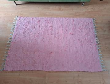 Mooi roze Vloerkleed 50%katoen 188/114cm beschikbaar voor biedingen
