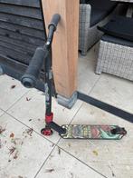 Stunt step zwart met rood, Fietsen en Brommers, Steps, Ophalen, Zo goed als nieuw, Gewone step, OXELO