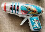 Oud VHTF Tin Toy Friction Space Gun,Japanese by Haji 1960’s, Ophalen