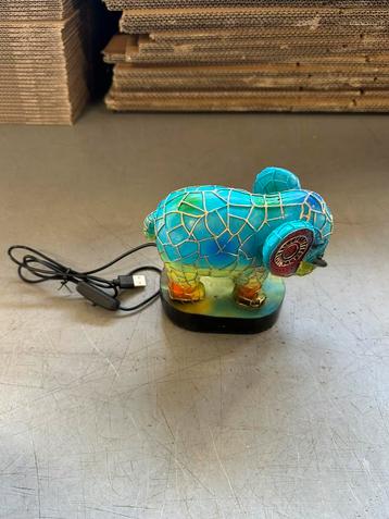 Olifantenlamp beschikbaar voor biedingen