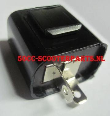 Knipperlicht Relais Aerox Sr F12 F15 Nrg Typhoon Zip 32476 beschikbaar voor biedingen