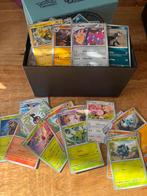 600 pokemon kaarten, Ophalen of Verzenden, Nieuw, Meerdere kaarten, Foil