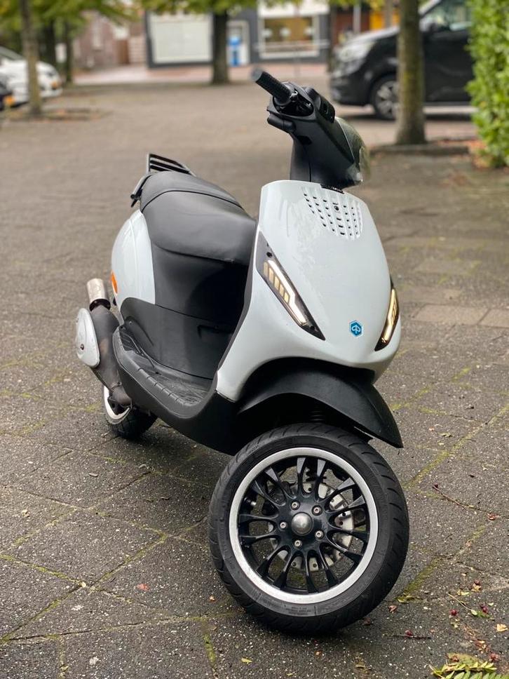 Zip 2takt 70cc ( Orgi Sp Vork ), Fietsen en Brommers, Scooters | Piaggio, Zo goed als nieuw, Zip, Maximaal 45 km/u, Tweetakt, Ophalen