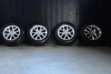 Een origineel winterset voor een Volco XC60.  beschikbaar voor biedingen