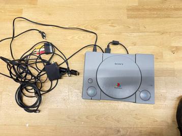 Playstation zonder controler beschikbaar voor biedingen