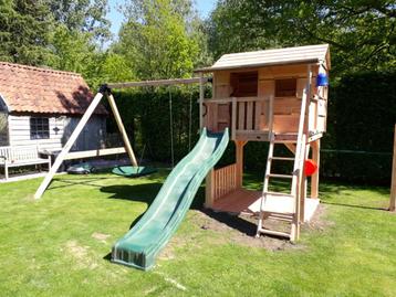 BOOMHUT VILLA speeltoren speelhuis klimtoren speeltoestel beschikbaar voor biedingen