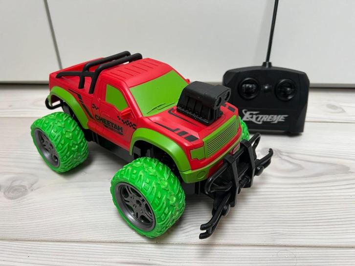 SINTKADO - RC Off-Road Monstertruck, Kinderen en Baby's, Speelgoed | Speelgoedvoertuigen, Zo goed als nieuw, Afstandsbediening